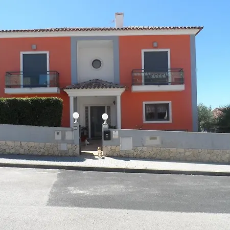 Alojamento Ribeira D' Ilhas *